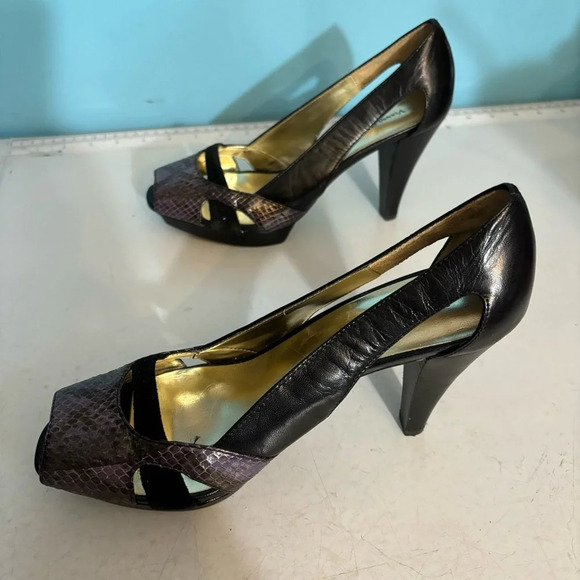 BNWOB Vianni collection women’s purple & black animal print stiletto heels 7 - Picture 4 of 13